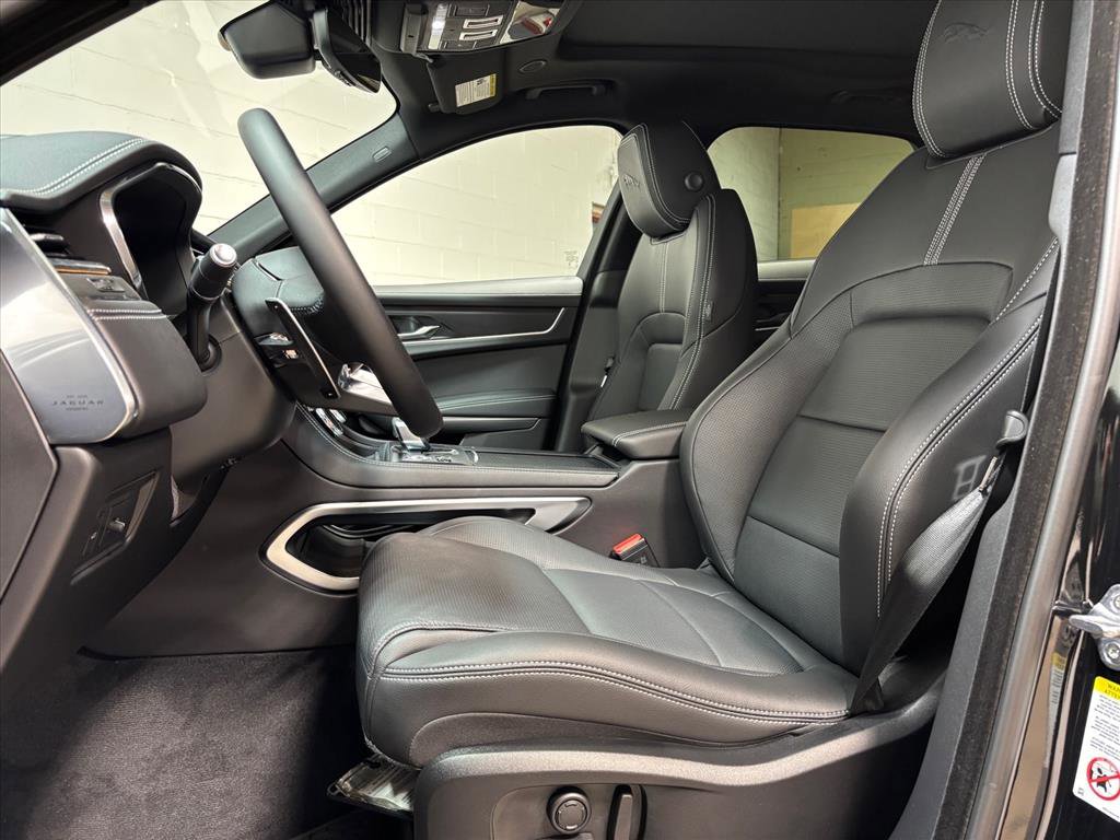 New 2026 Jaguar F-PACE R-Dynamic S image 24