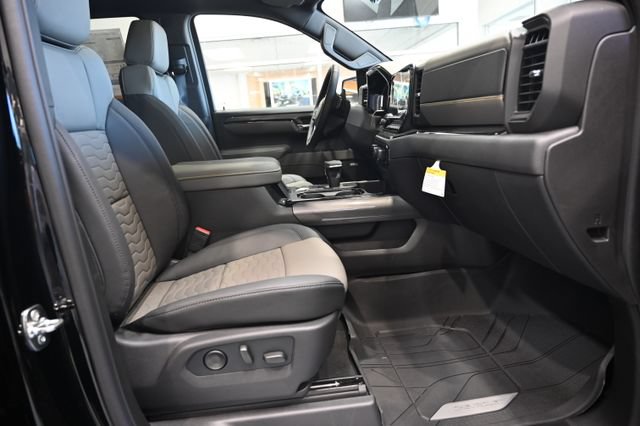 New 2026 Chevrolet Silverado 1500 ZR2 AWD/4WD image 13