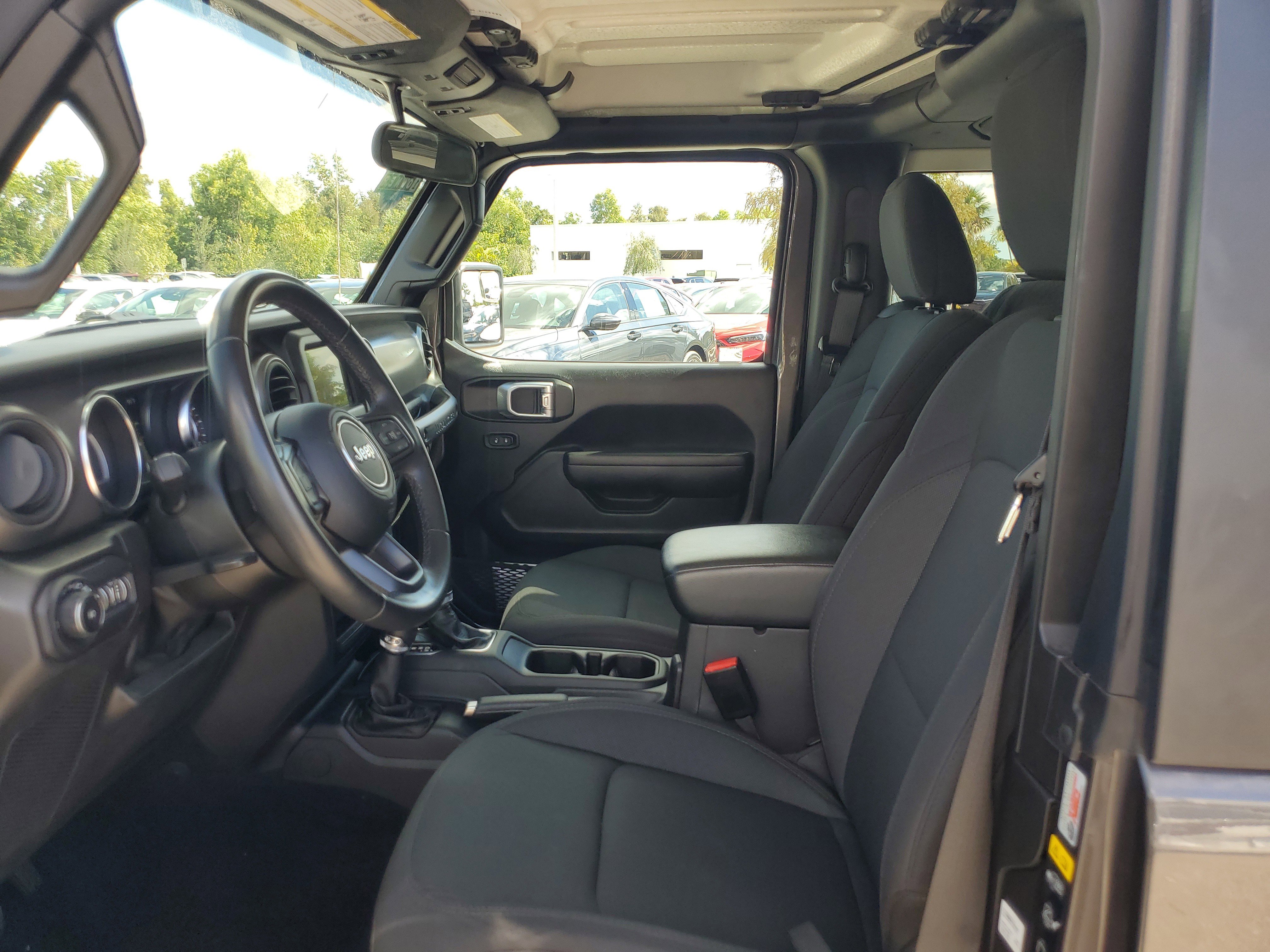 Used 2022 Jeep Wrangler Sport S image 14