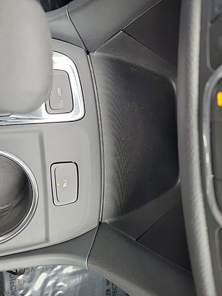 Used 2024 Chevrolet Equinox LT AWD/4WD image 17