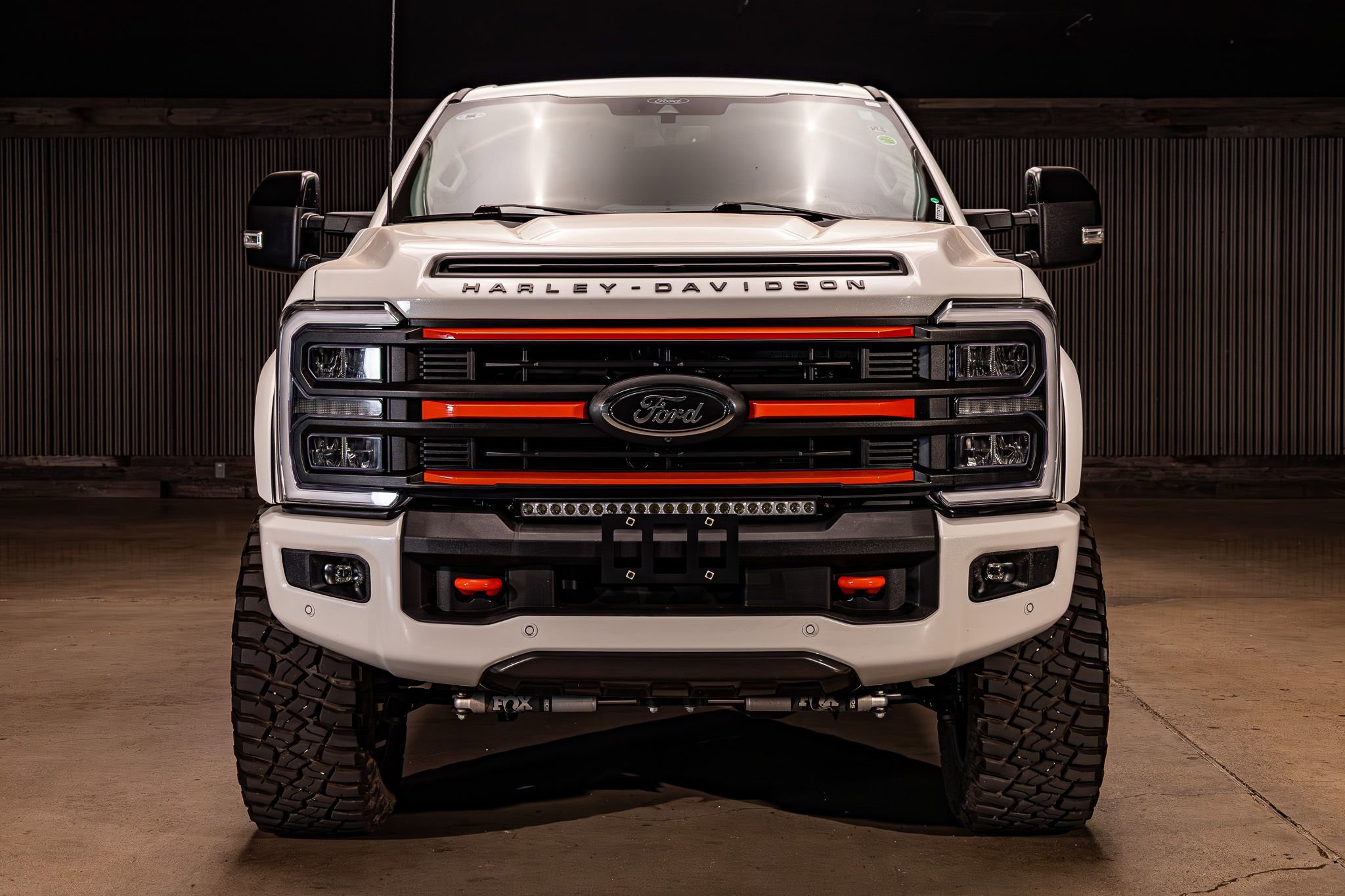 Used 2024 Ford F250 Lariat w/ Lariat Ultimate Package image 2