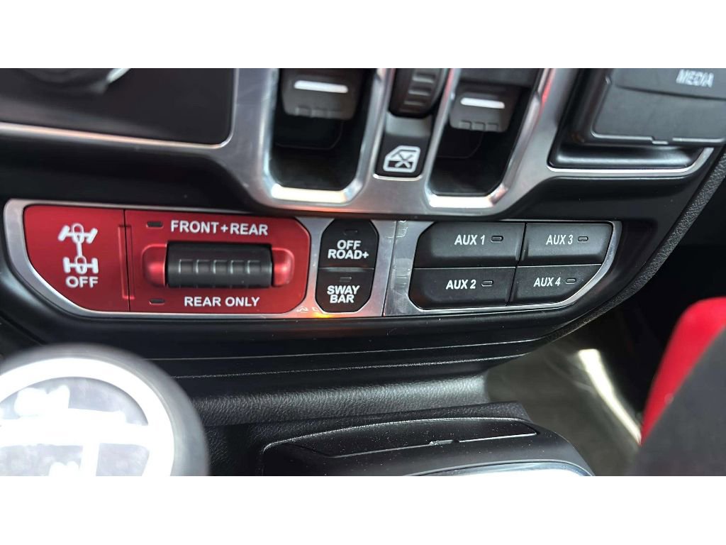 Used 2021 Jeep Gladiator Rubicon AWD/4WD image 32