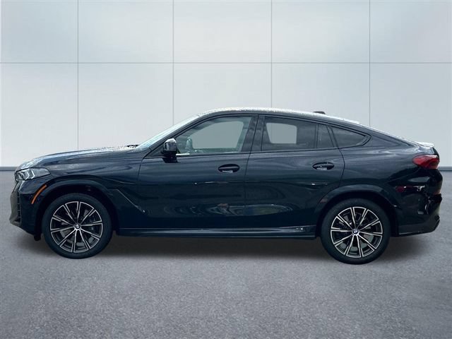 Certified 2025 BMW X6 M60i w/ Dynamic Handling Package AWD/4WD image 9