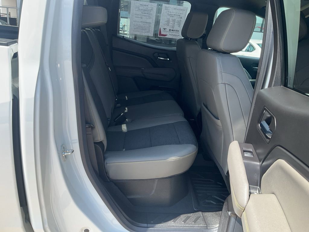 Used 2024 Chevrolet Colorado ZR2 w/ Technology Package image 29