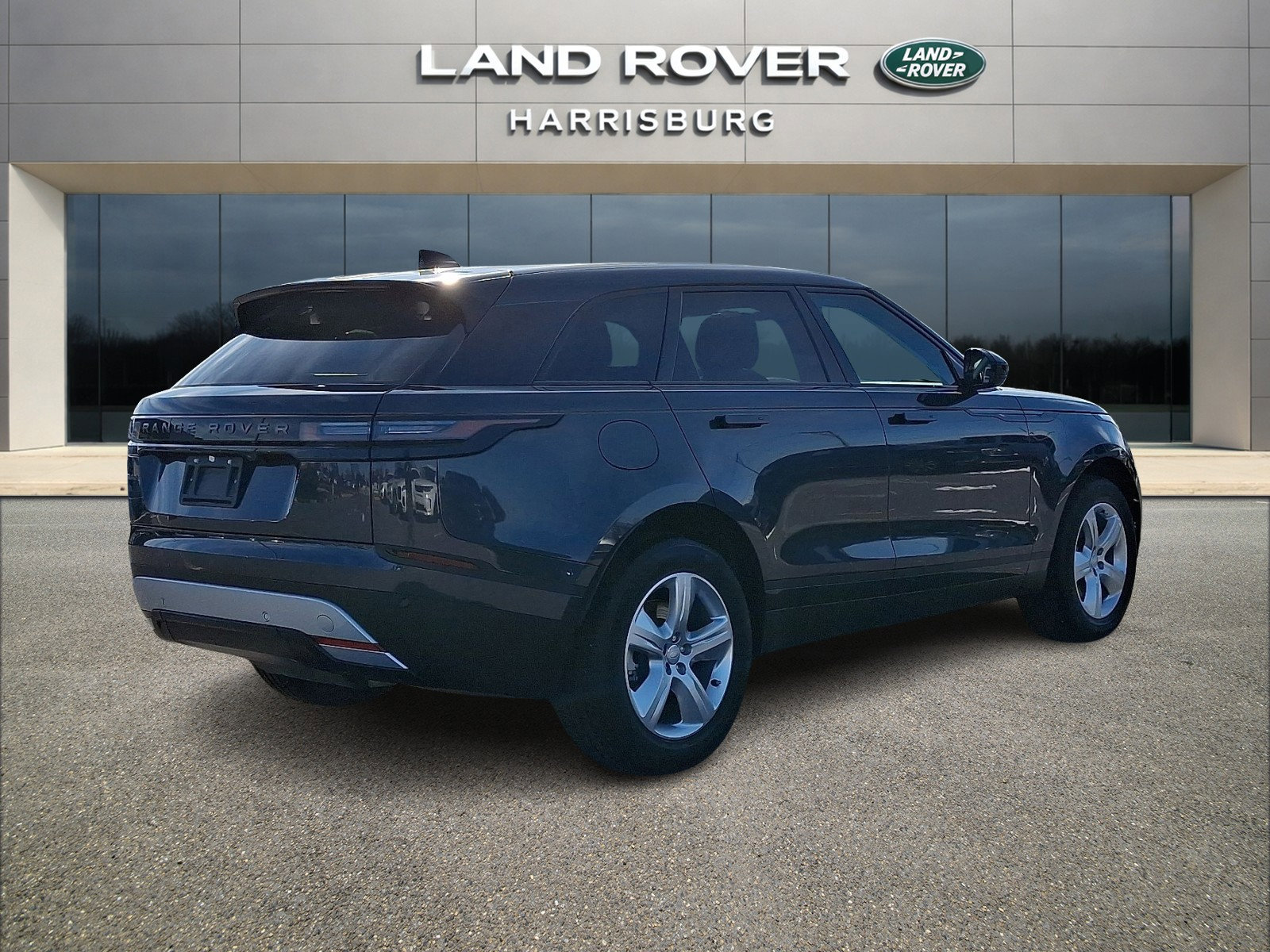 Used 2025 Land Rover Range Rover Velar S image 5