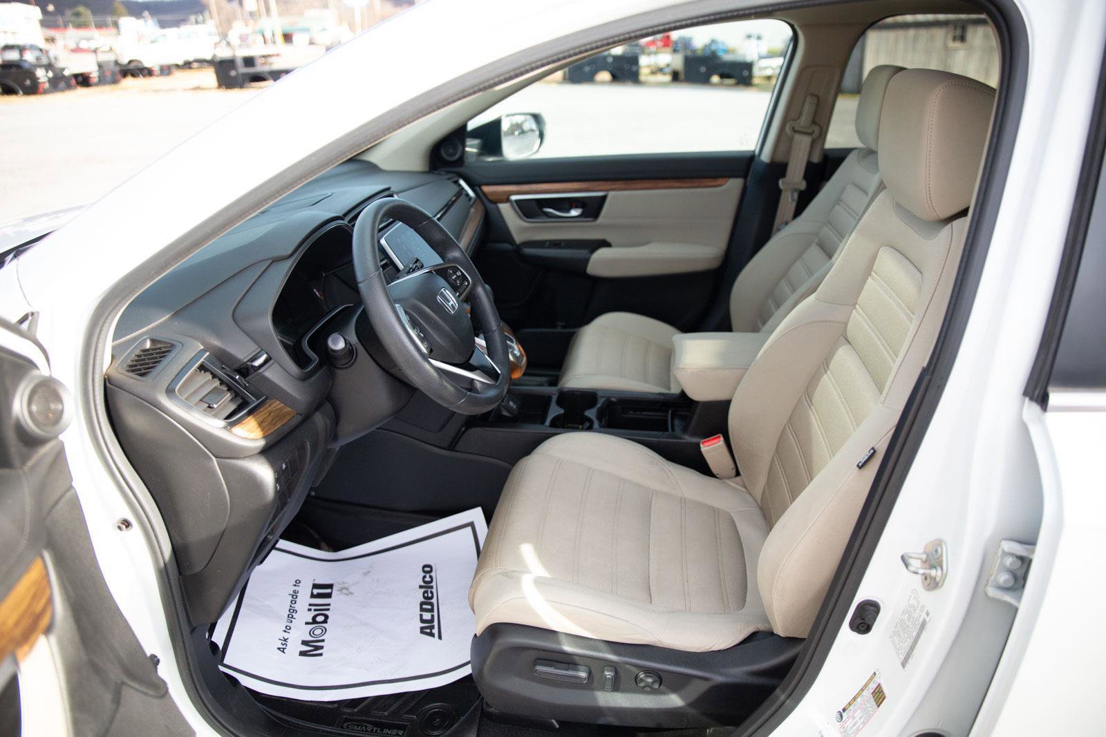 Used 2019 Honda CR-V EX image 3