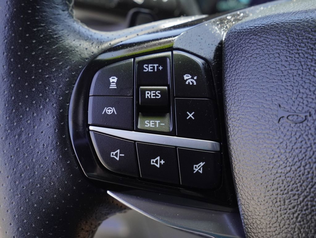 Used 2022 Ford Explorer ST w/ Equipment Group 401A AWD/4WD image 16