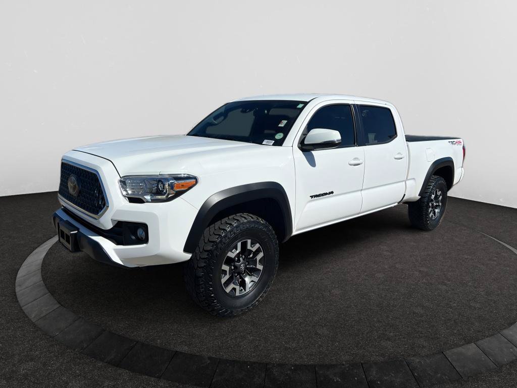 Used 2019 Toyota Tacoma TRD Off-Road w/ Technology Package AWD/4WD image 2