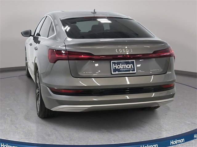 Used 2020 Audi e-tron Premium Plus image 8