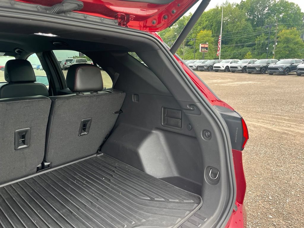 Used 2024 Chevrolet Equinox RS AWD/4WD image 14