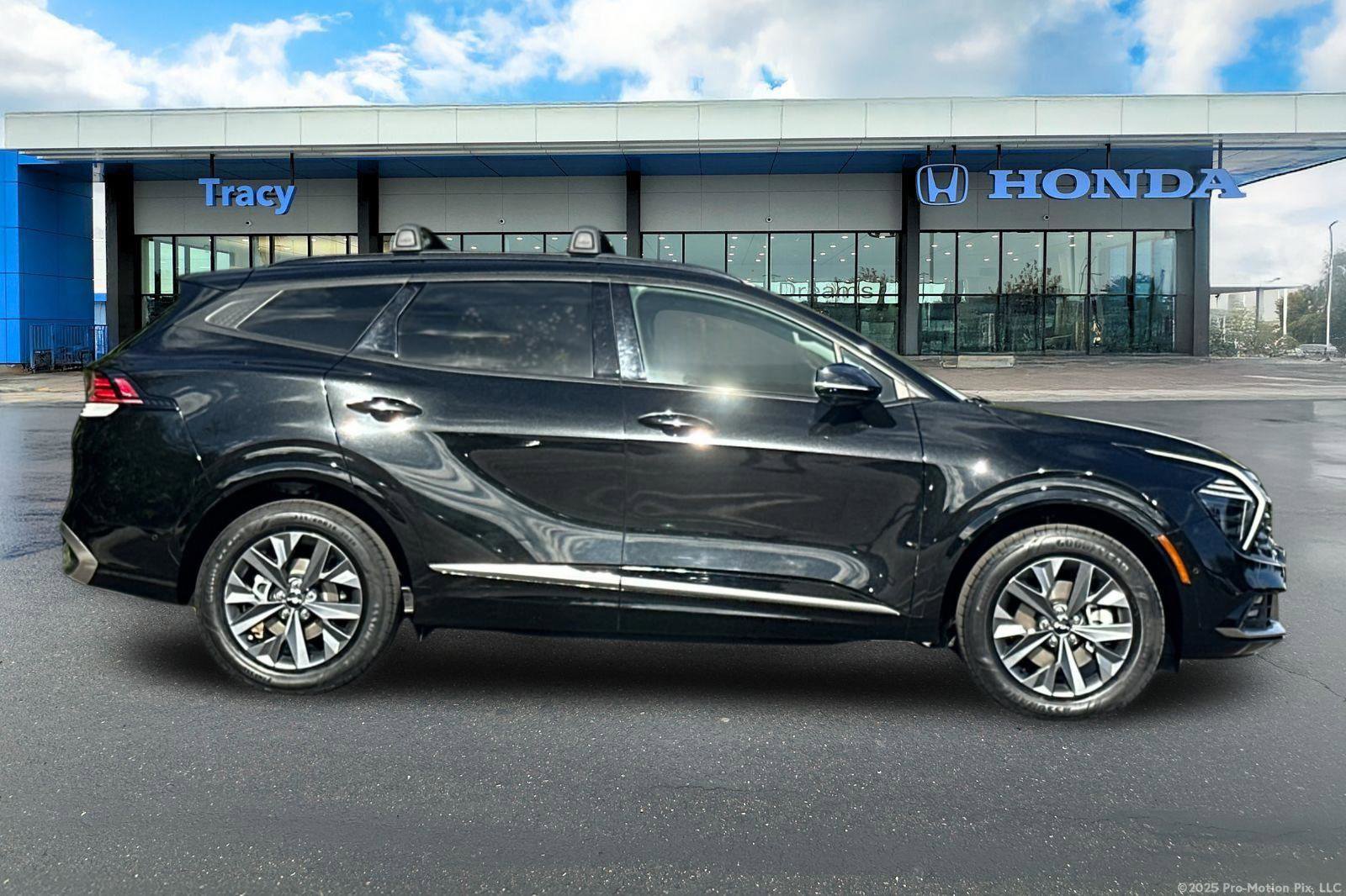 Used 2023 Kia Sportage SX Prestige image 3