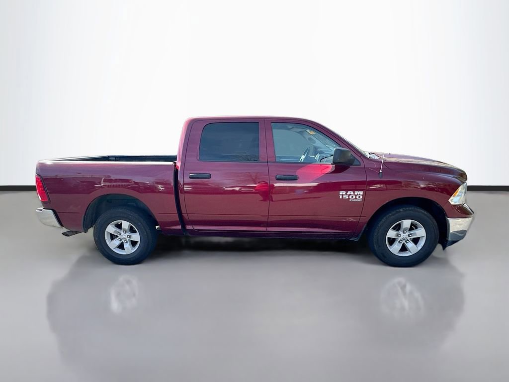 Used 2022 RAM 1500 Classic SLT image 8
