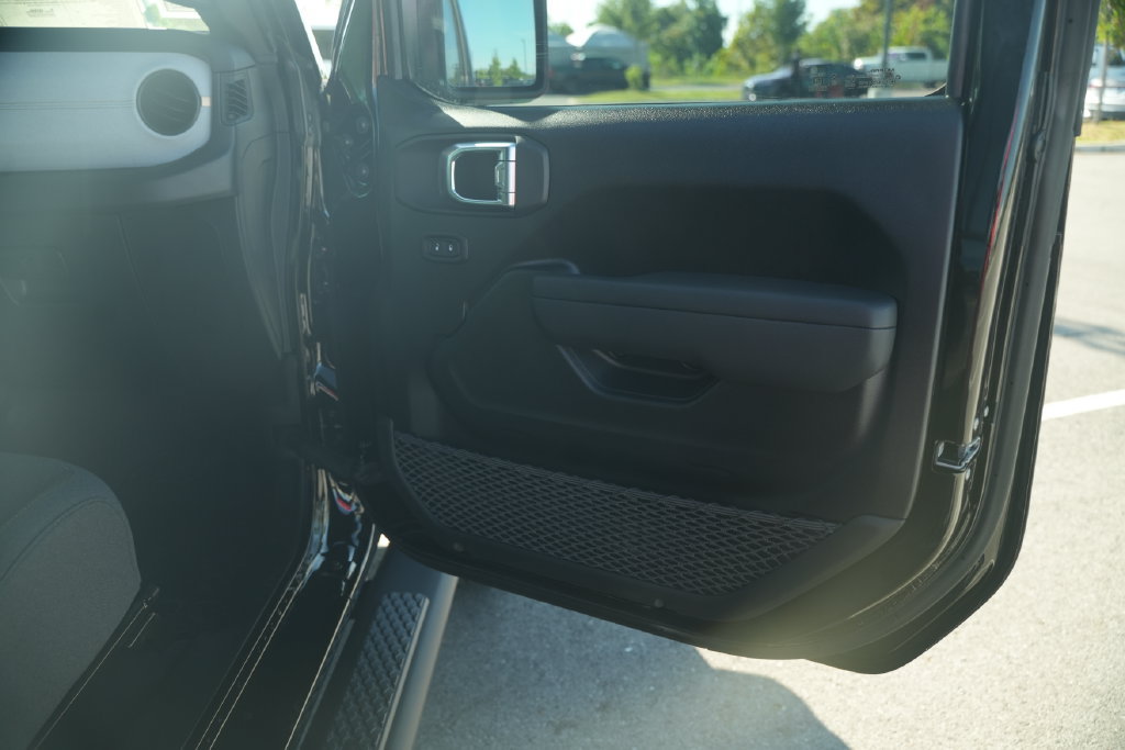 New 2026 Jeep Gladiator Sport AWD/4WD image 18