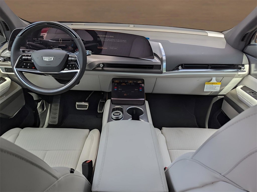 New 2026 Cadillac Vistiq Luxury image 17