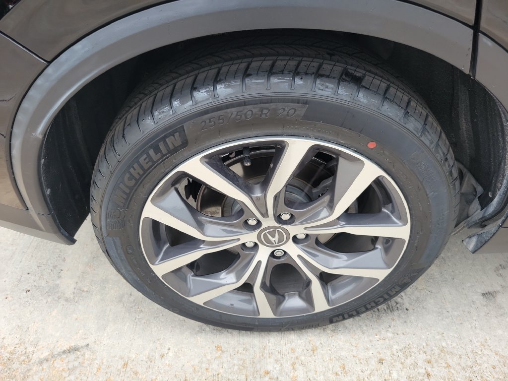 Used 2024 Acura MDX w/ Technology Package FWD image 9