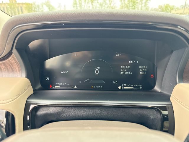 Certified 2023 Lincoln Nautilus Reserve AWD/4WD image 17