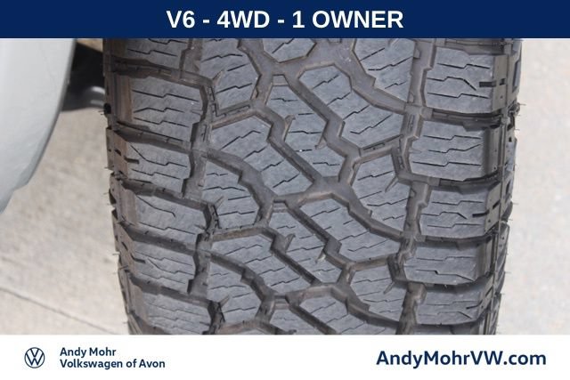 Used 2023 Toyota Tacoma SR5 w/ Technology Package AWD/4WD image 13