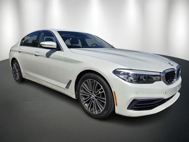 Used 2019 BMW 540i xDrive w/ Premium Package AWD/4WD image 3