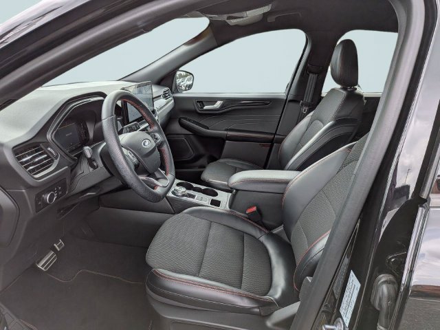 Used 2023 Ford Escape ST-Line w/ Tech Pack #1 FWD image 20