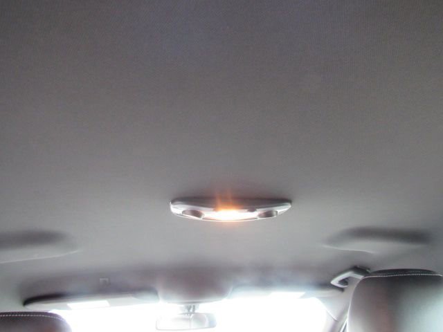 Used 2017 Ford Taurus SEL w/ Equipment Group 201A image 16