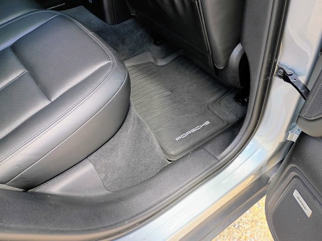 Used 2022 Porsche Macan AWD/4WD image 63