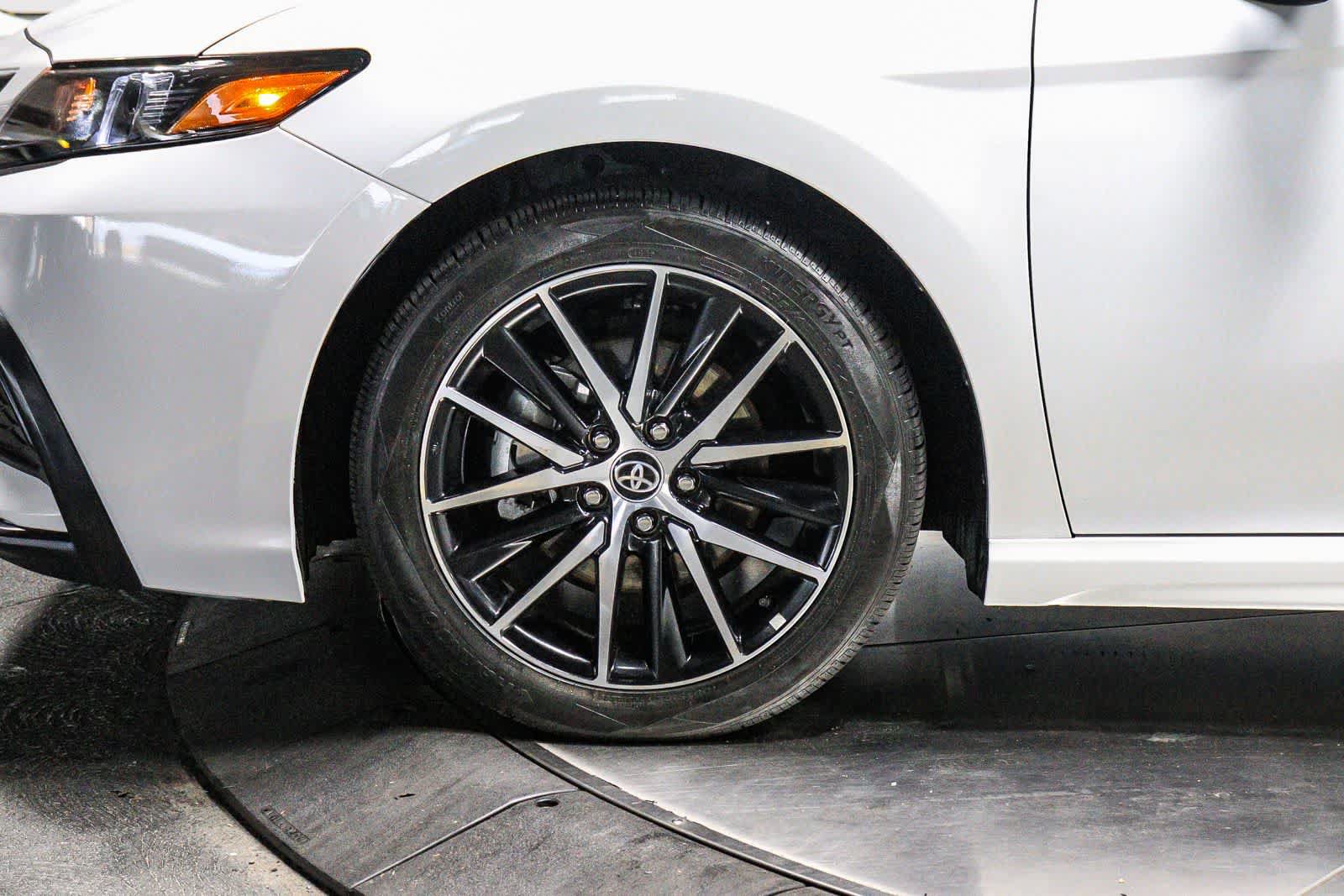 Certified 2023 Toyota Camry SE FWD image 10