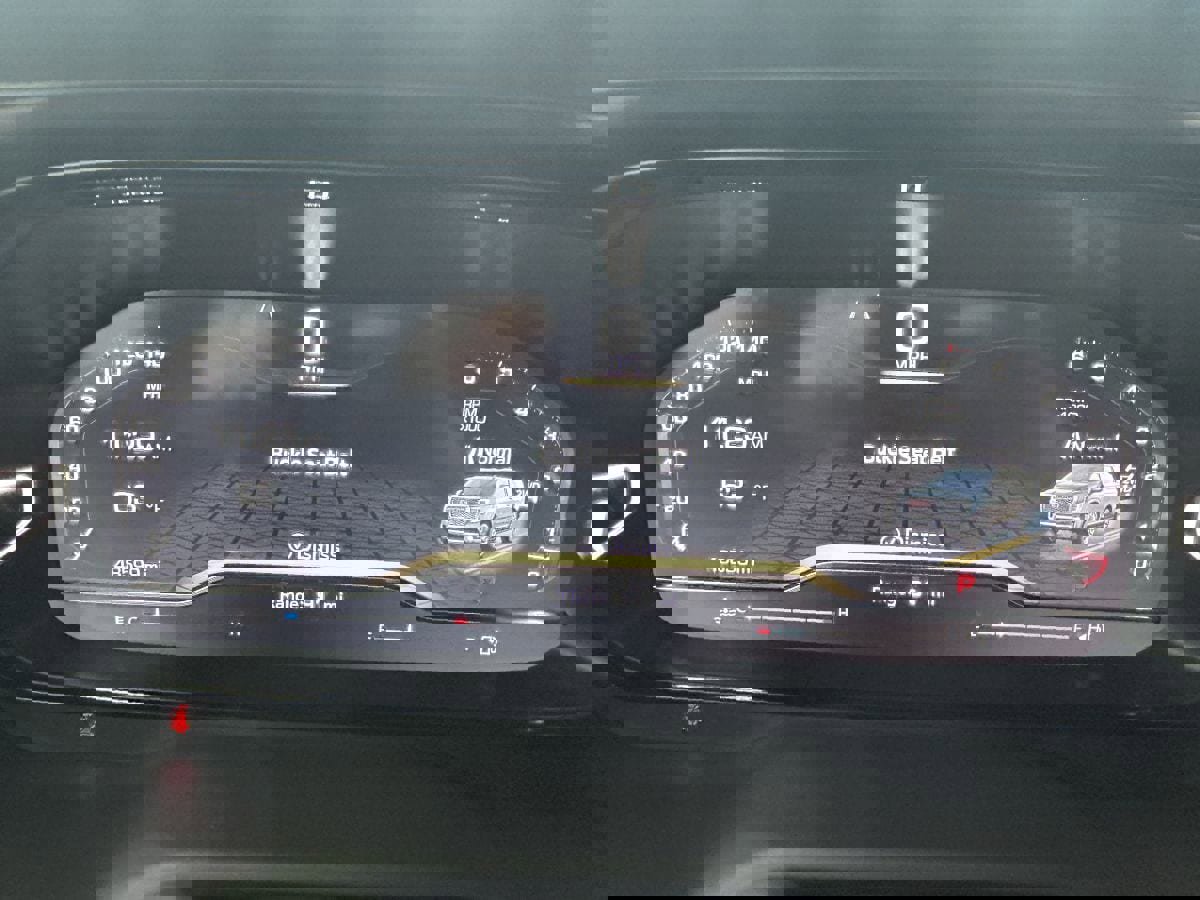 Used 2023 GMC Yukon XL Denali Ultimate w/ LPO, Floor Liner Package image 8