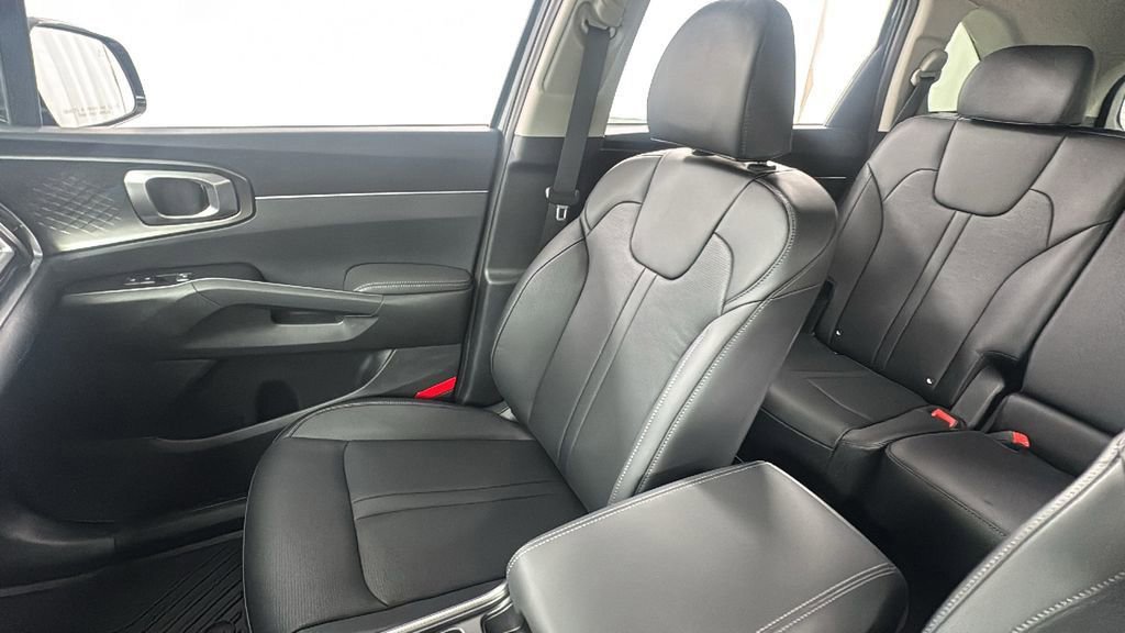 New 2026 Kia Sorento EX image 13