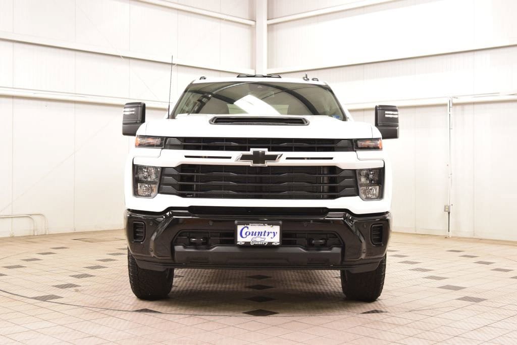 New 2026 Chevrolet Silverado 2500 Custom w/ Custom Value Package AWD/4WD image 2