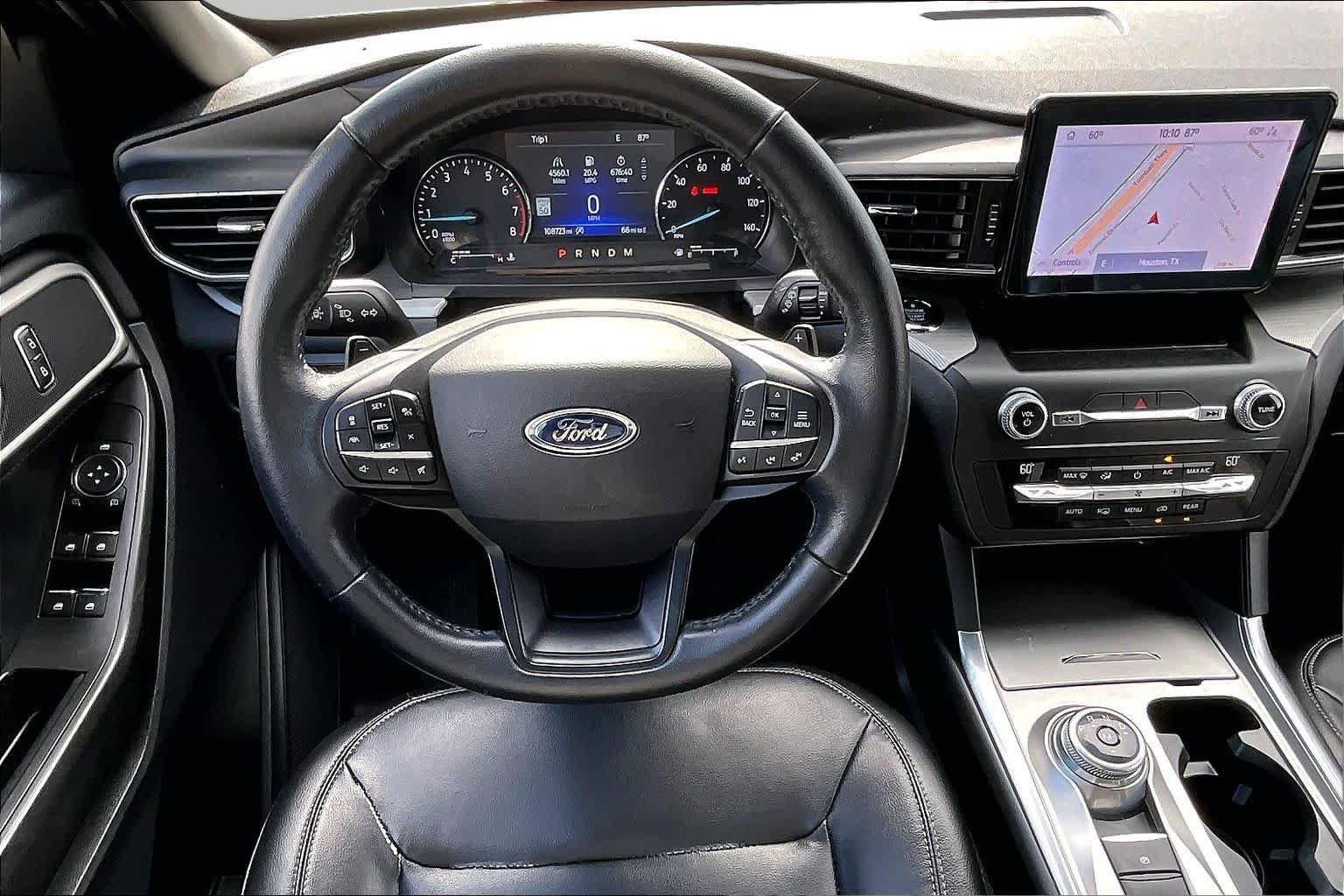 Used 2020 Ford Explorer XLT w/ Equipment Group 202A RWD image 6