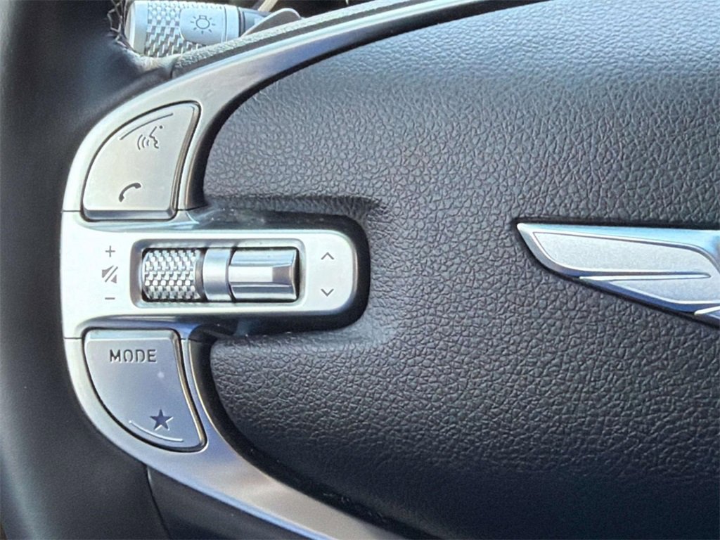 Used 2024 Genesis GV70 2.5T w/ Advanced Package image 11