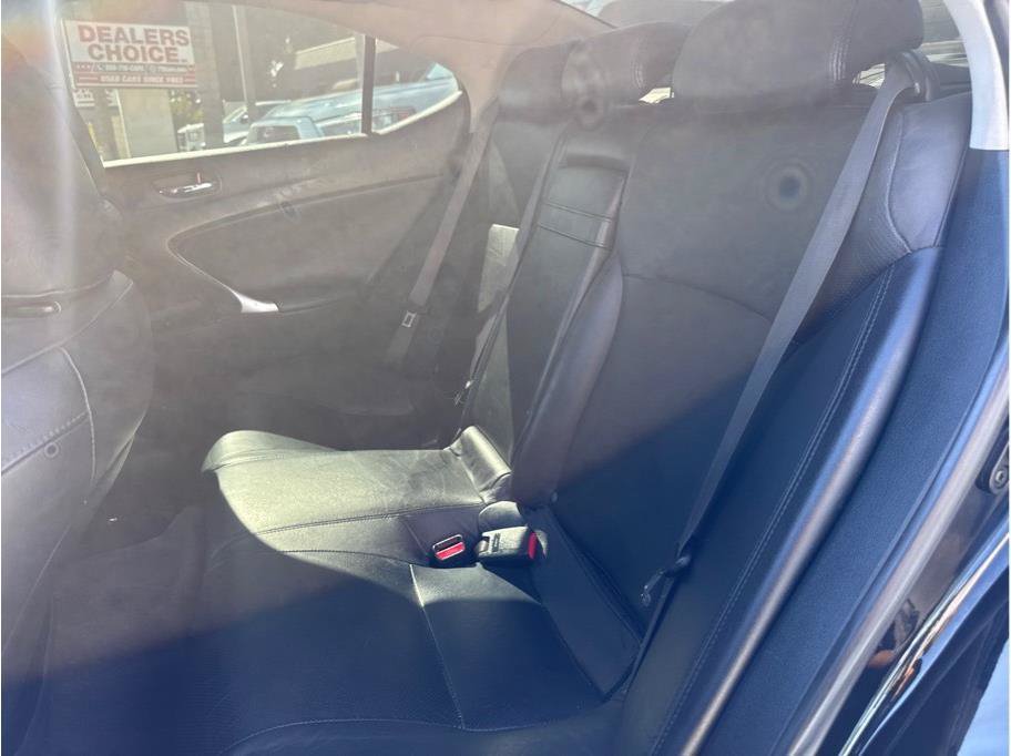 Used 2007 Lexus IS 250 RWD image 9