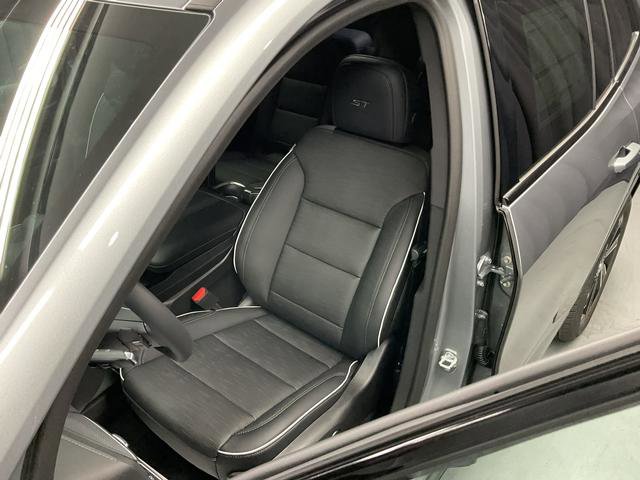 New 2026 Buick Enclave Sport Touring image 10