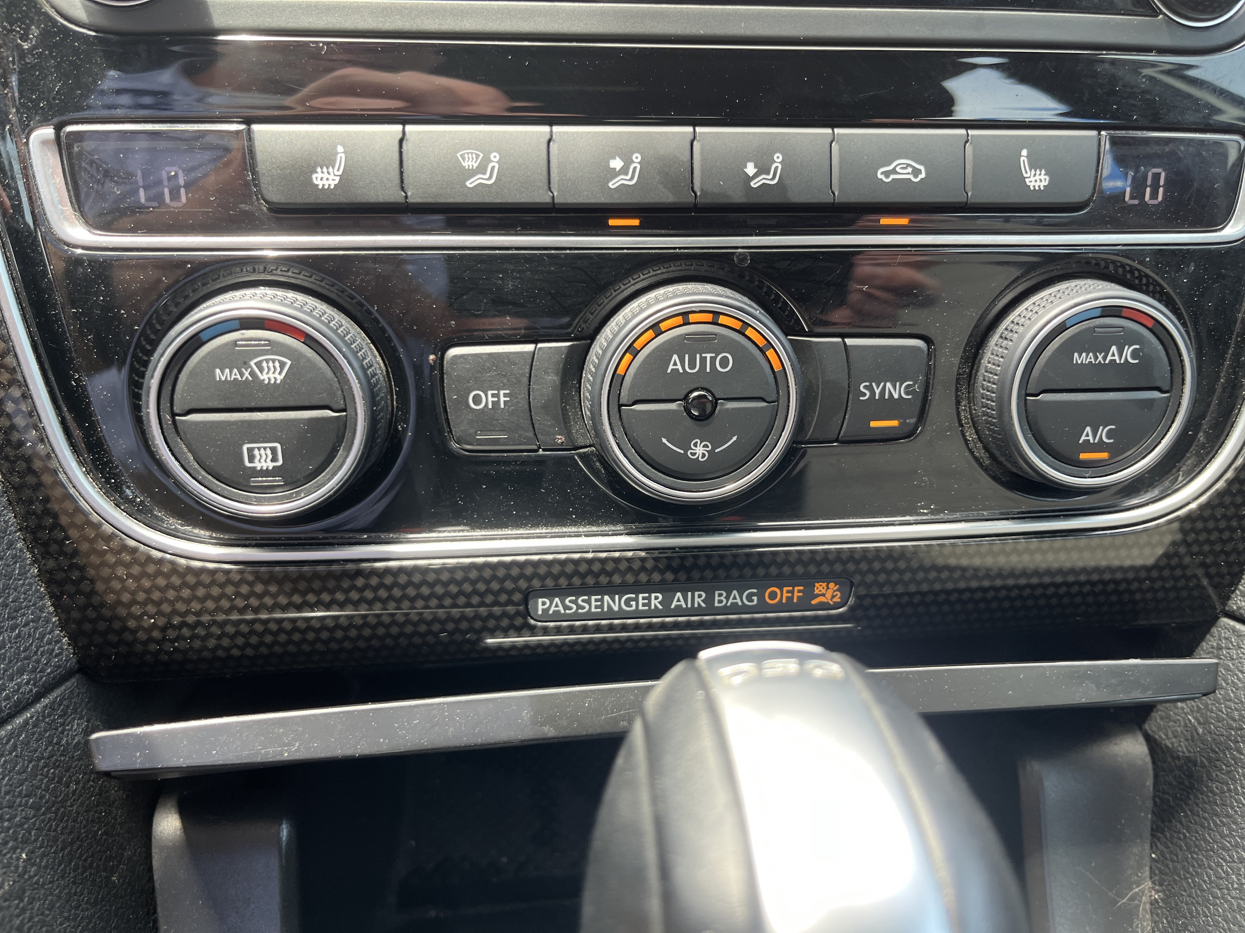 Used 2018 Volkswagen Passat GT FWD image 26