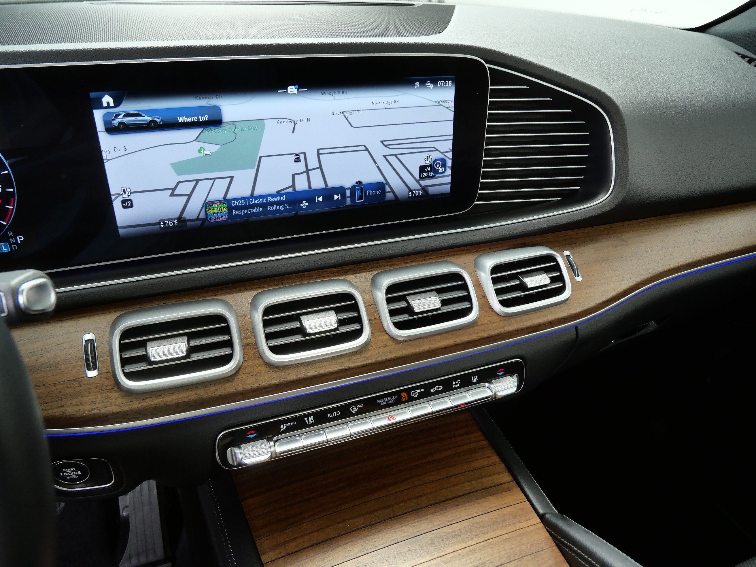 Certified 2026 Mercedes-Benz GLE 450e 4MATIC image 19