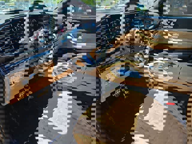 New 2026 Mercedes-Benz GLS 450 4MATIC image 2