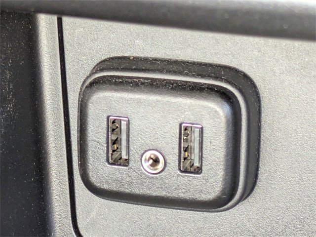 Used 2020 Chevrolet Colorado Z71 image 27