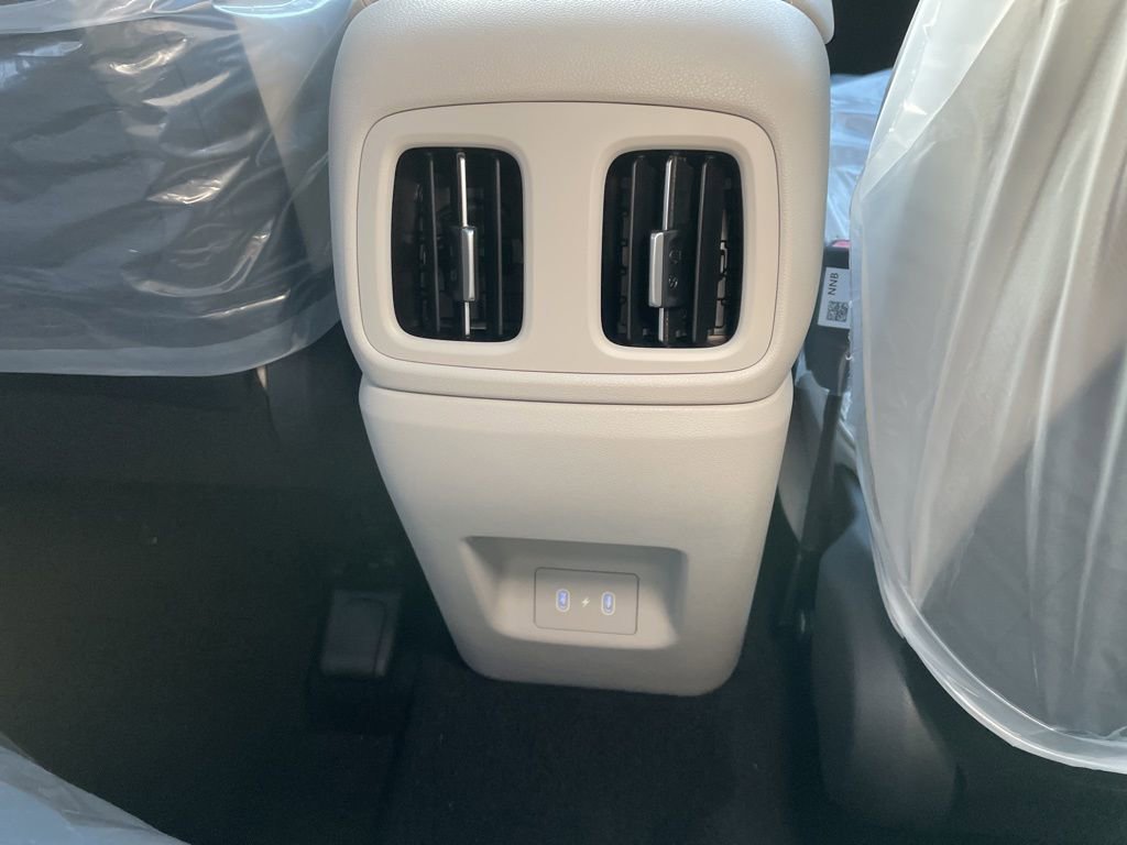 New 2026 Hyundai Tucson Limited image 14