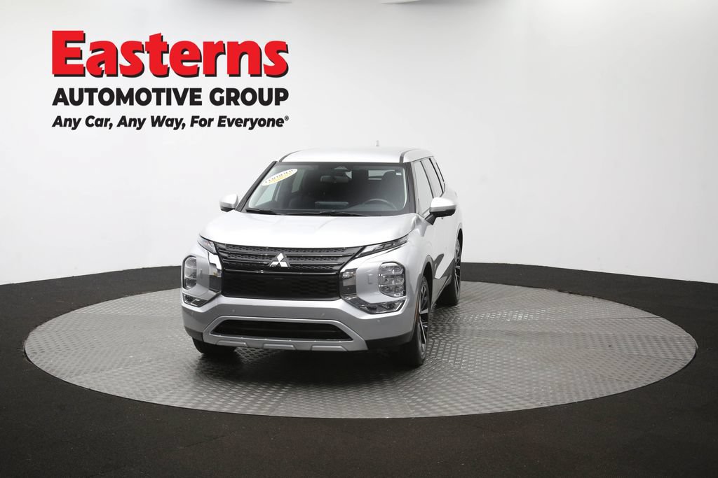 Used 2024 Mitsubishi Outlander SE AWD/4WD image 53