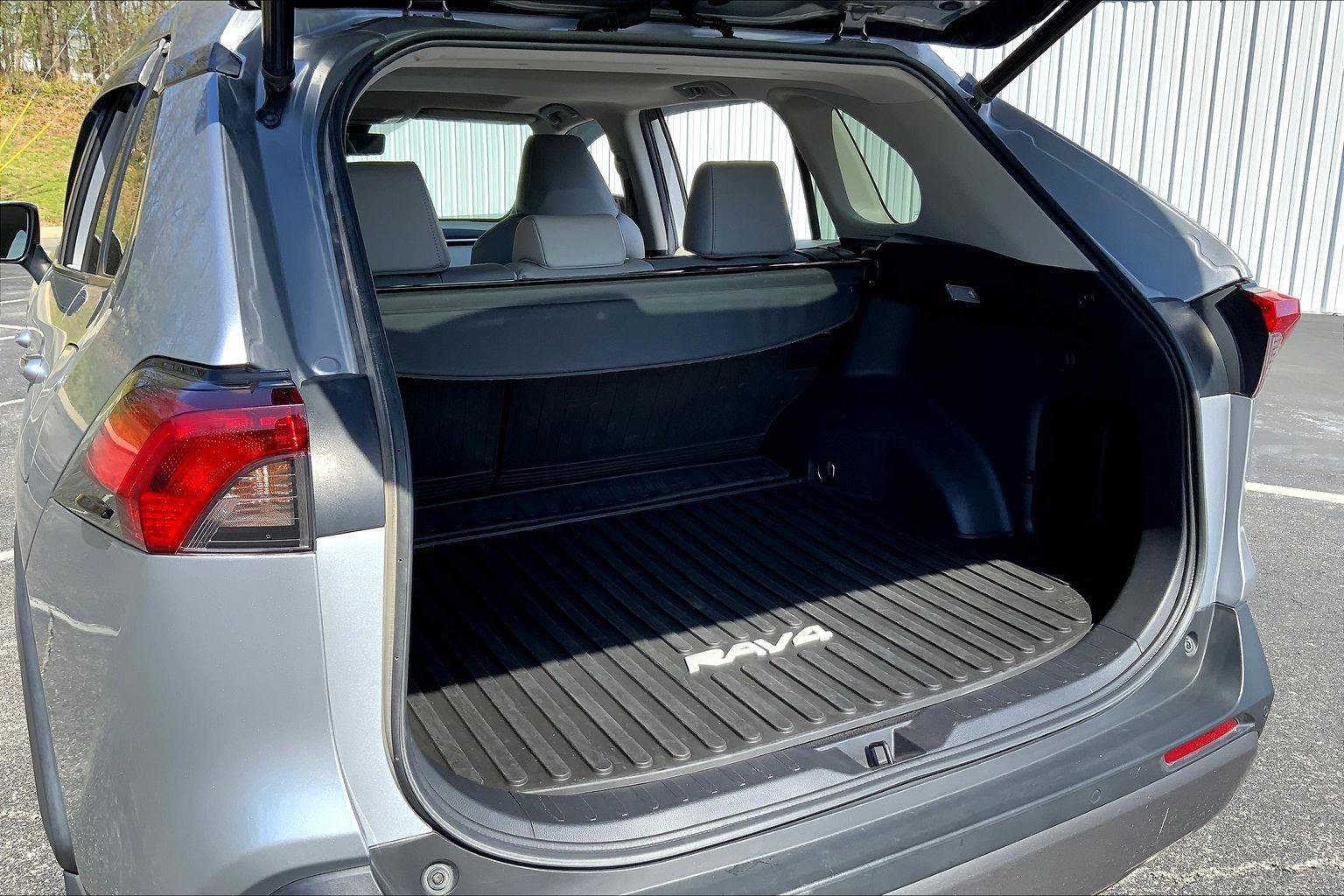 Used 2020 Toyota RAV4 Limited w/ All Weather Liner Package AWD/4WD image 27