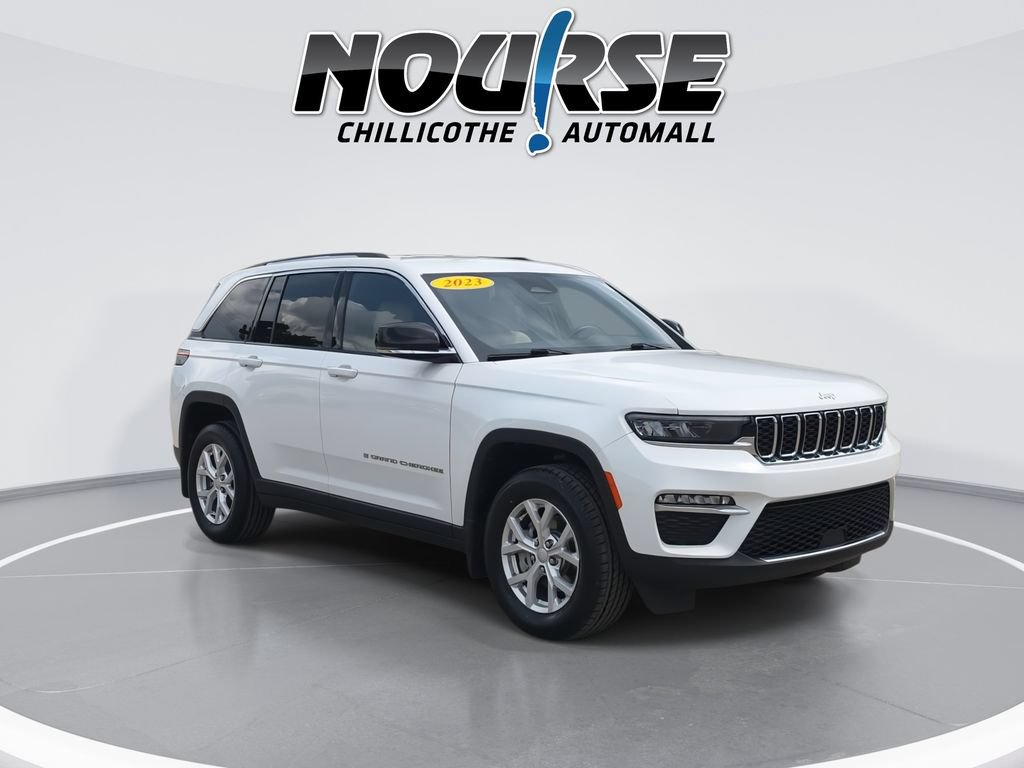 Used 2023 Jeep Grand Cherokee Limited w/ MOPAR Finishing Package AWD/4WD image 2