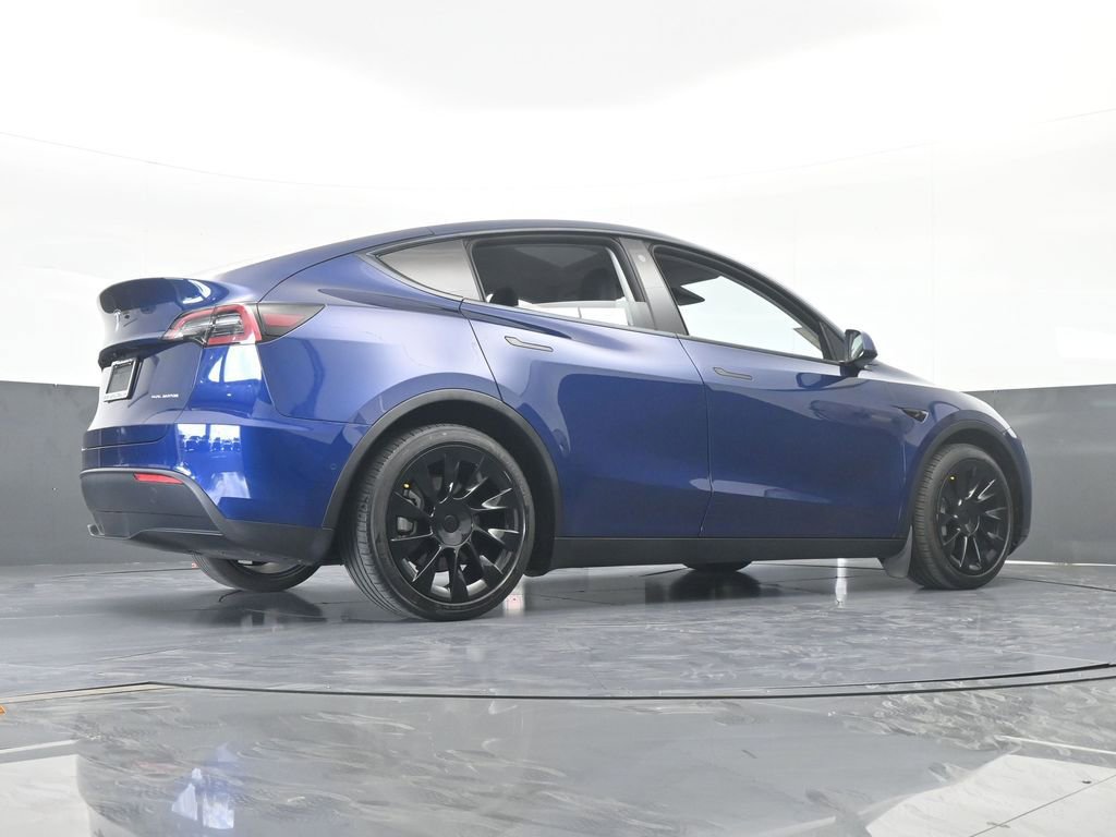 Used 2021 Tesla Model Y Long Range image 62