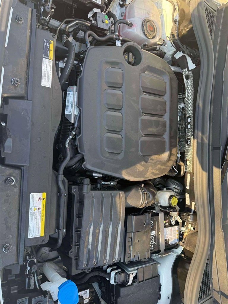 Used 2025 Volkswagen Tiguan S image 25