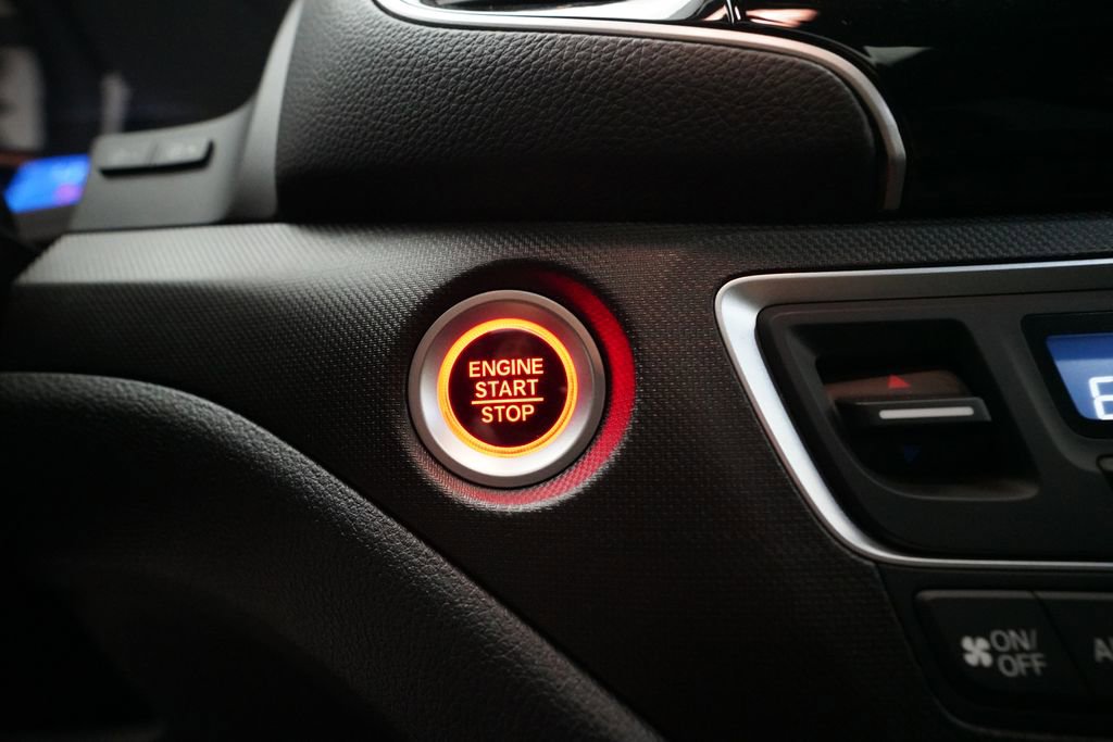 Certified 2024 Honda Passport TrailSport image 31