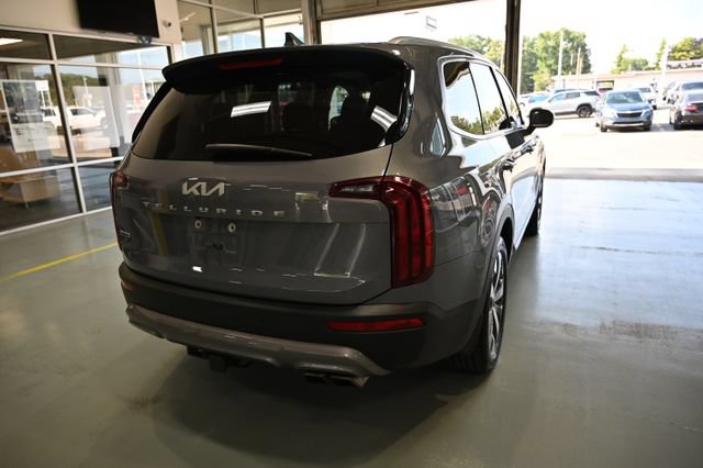 Used 2022 Kia Telluride S AWD/4WD image 5
