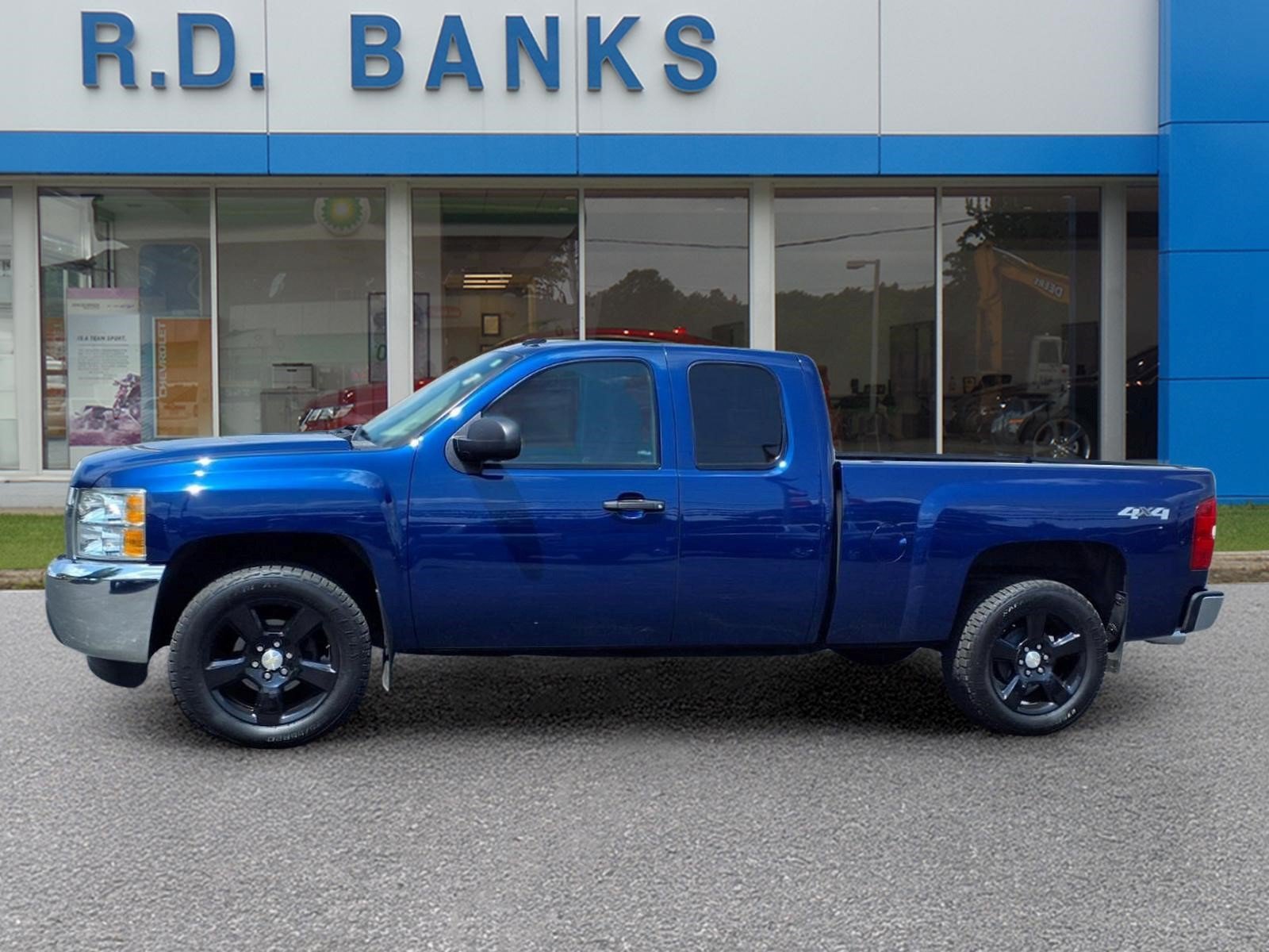 Certified 2013 Chevrolet Silverado 1500 LT w/ All-Star Edition AWD/4WD image 2