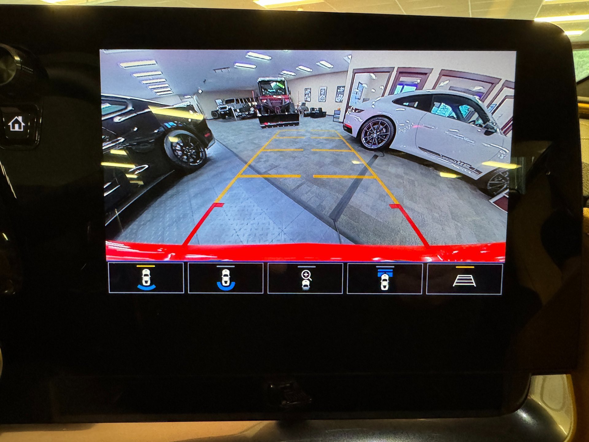 Used 2023 Chevrolet Corvette Stingray Preferred Cpe w/ 2LT image 40