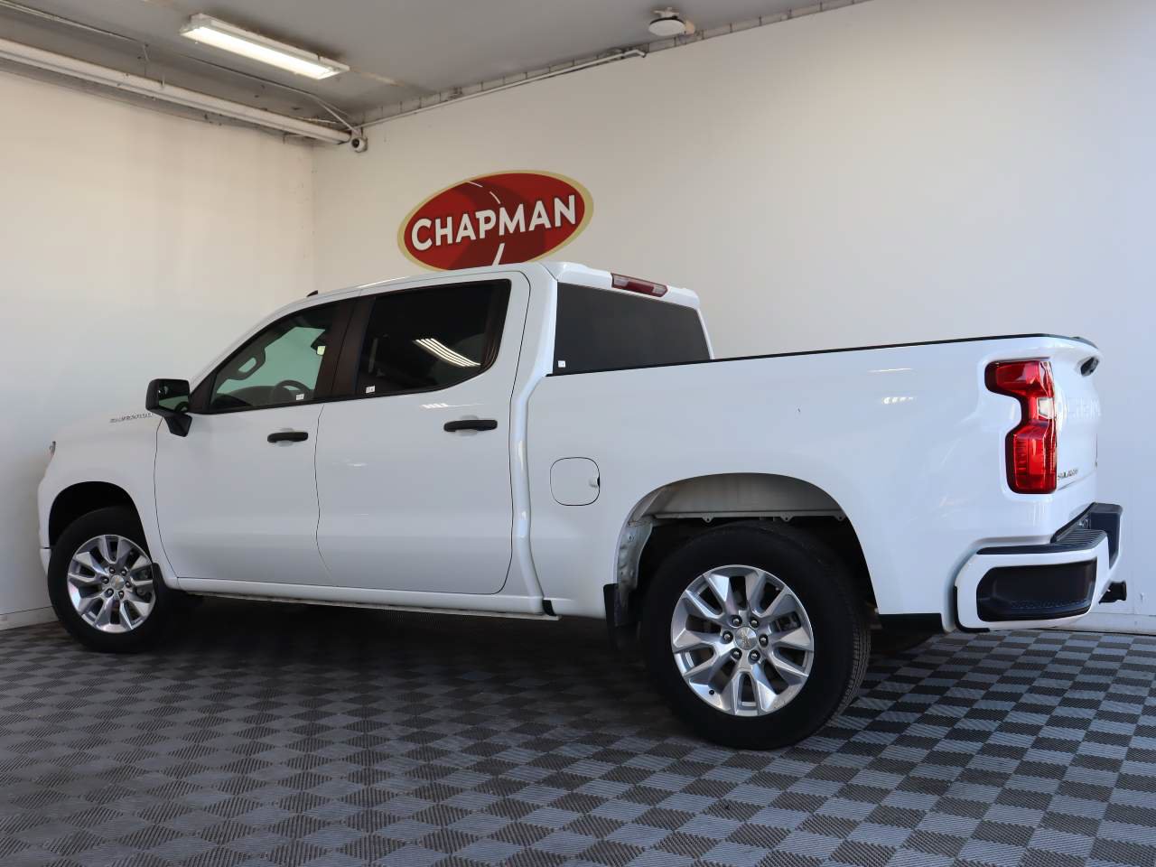 Certified 2024 Chevrolet Silverado 1500 Custom RWD image 3