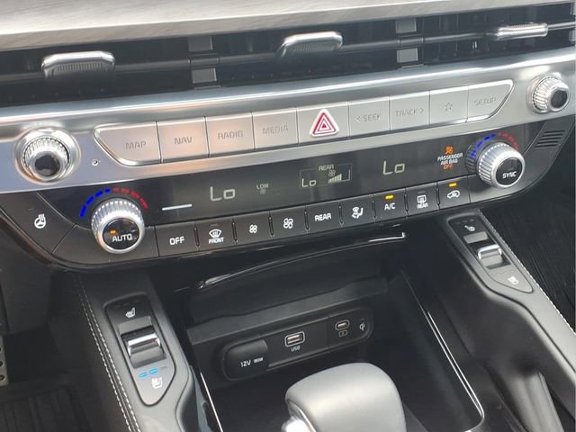 Used 2025 Kia Telluride SX X-Line image 10