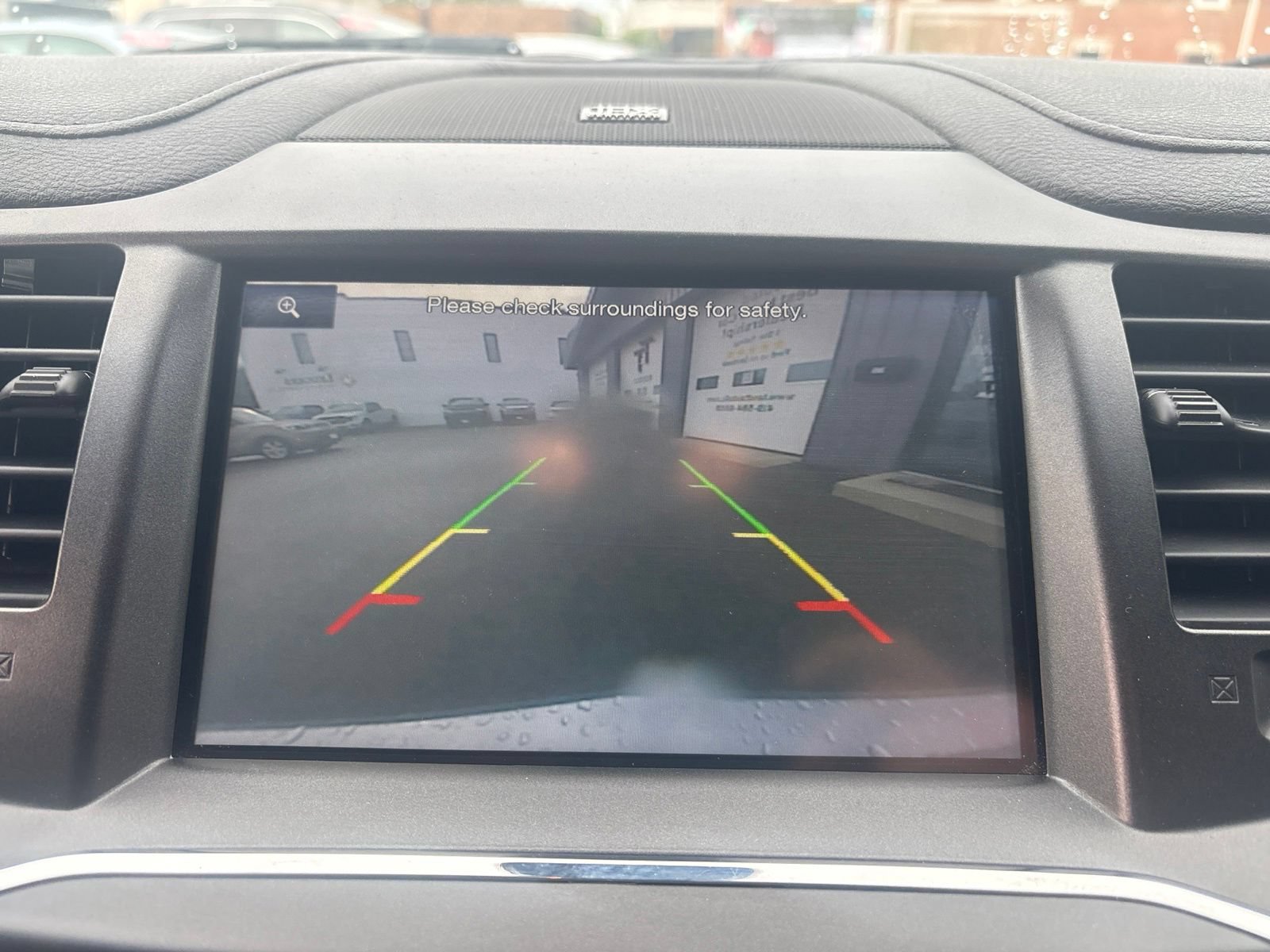 Used 2015 Lincoln MKS AWD w/ Equipment Group 101A image 30